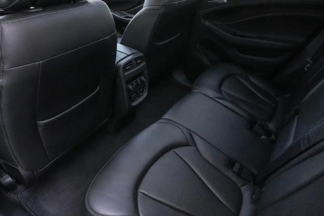 2020 Buick Envision FWD Essence
