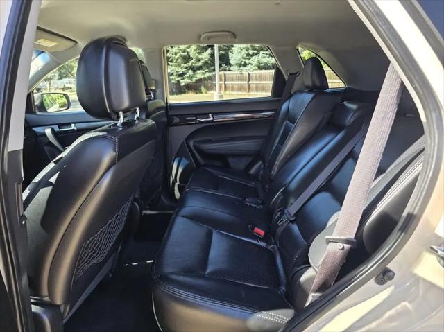 2011 Kia Sorento LX V6