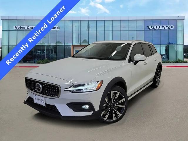 2026 Volvo V60 Cross Country Ultra, B5 AWD Gas mild hybrid for sale in Houston, TX