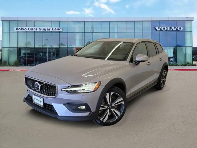 2026 Volvo V60 Cross Country Plus, B5 AWD Gas mild hybrid for sale in Houston, TX