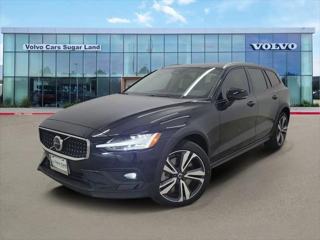 2026 Volvo V60 Cross Country Plus, B5 AWD Gas mild hybrid for sale in Houston, TX