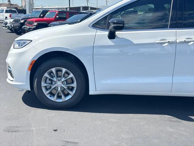 2026 Chrysler Pacifica Limited AWD