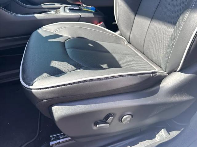 2026 Chrysler Pacifica Limited AWD
