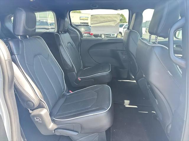 2026 Chrysler Pacifica Limited AWD