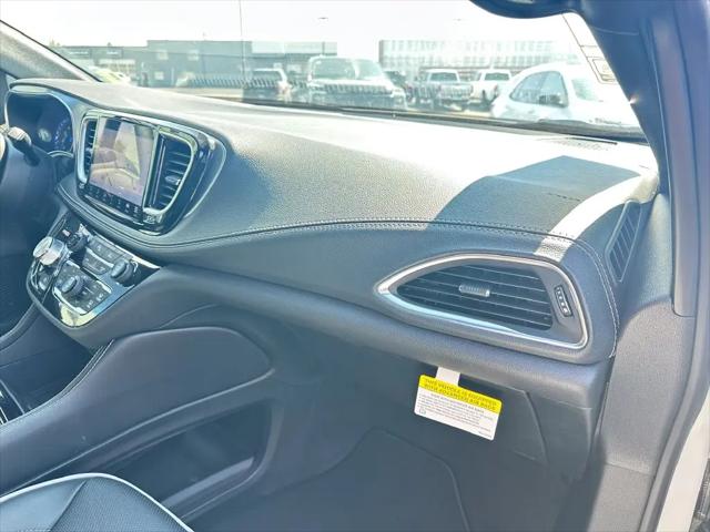 2026 Chrysler Pacifica Limited AWD