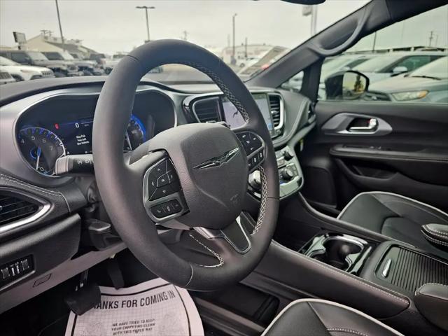 2026 Chrysler Pacifica Limited AWD