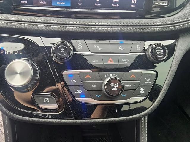 2026 Chrysler Pacifica Limited AWD
