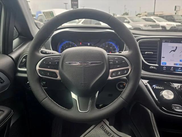 2026 Chrysler Pacifica Limited AWD