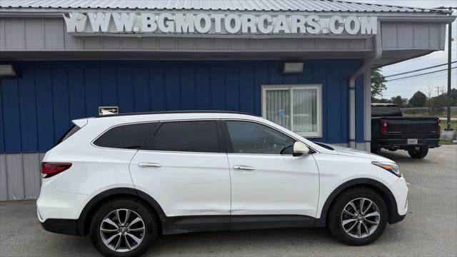 2017 Hyundai Santa Fe SE for sale in Naperville, IL