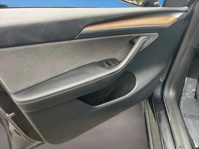 2024 Tesla Model Y Performance Dual Motor All-Wheel Drive