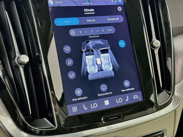 2023 Volvo S60 B5 Core Dark Theme