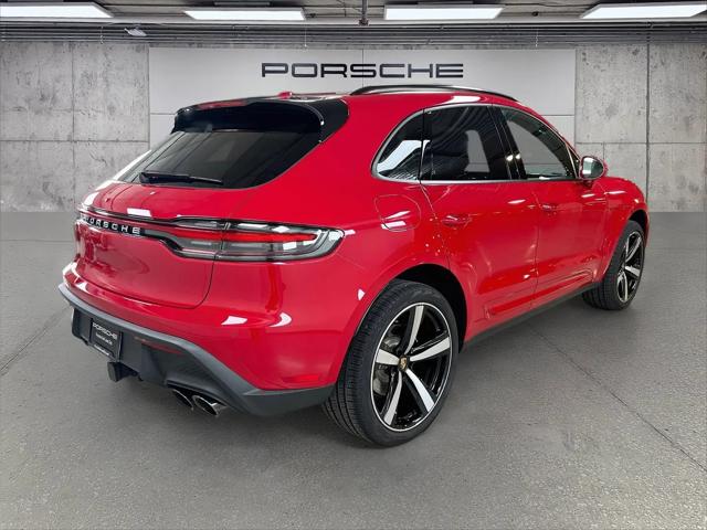 2026 Porsche Macan Macan