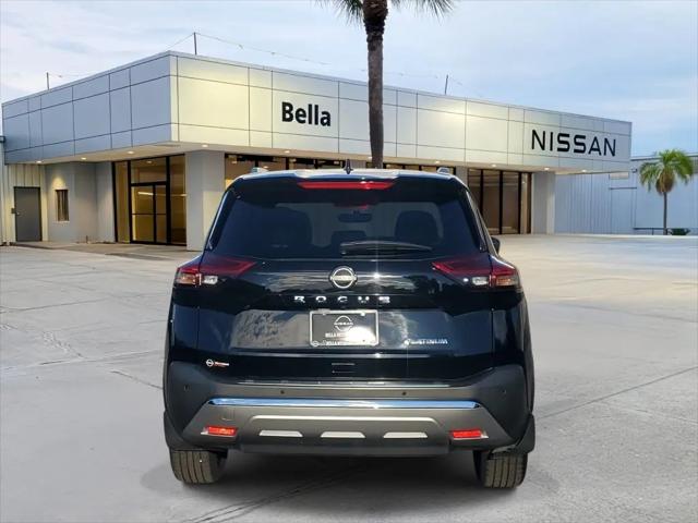 2023 Nissan Rogue Platinum FWD