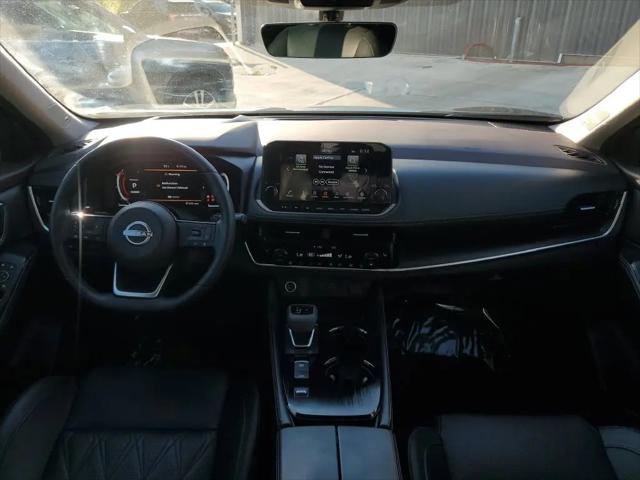 2023 Nissan Rogue Platinum FWD