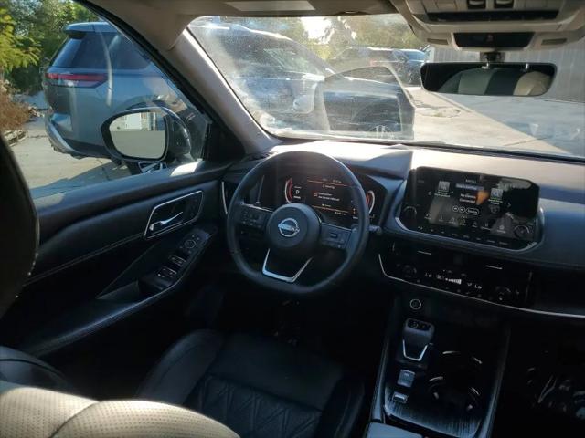 2023 Nissan Rogue Platinum FWD