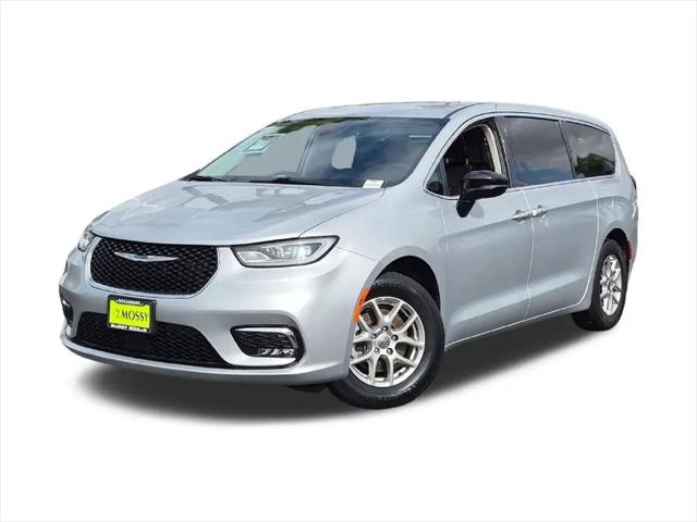 2024 Chrysler Pacifica Touring L for sale in Oceanside, CA