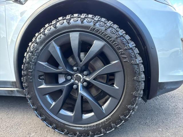 2017 Tesla Model X 90D
