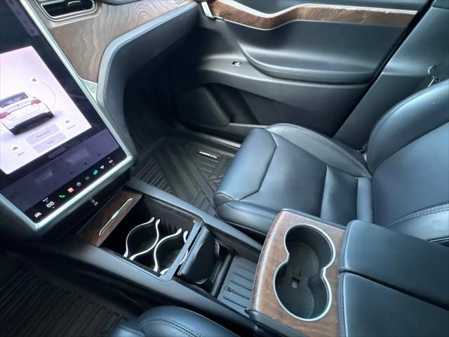2017 Tesla Model X 90D