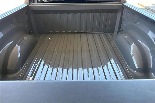 2020 Ram 1500 Big Horn Crew Cab 4x4 57 Box