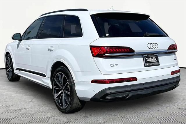 2021 Audi Q7 Premium Plus