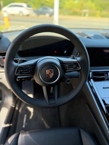 2025 Porsche Panamera 4