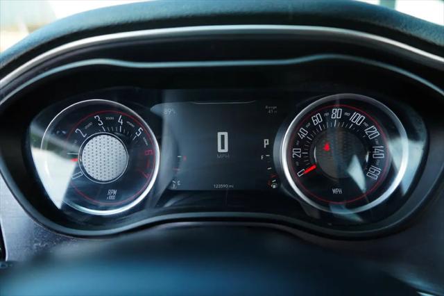 2018 Dodge Challenger R/T Shaker
