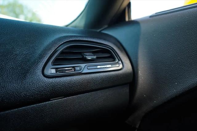 2018 Dodge Challenger R/T Shaker