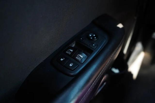 2018 Dodge Challenger R/T Shaker