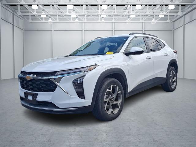 2025 Chevrolet Trax FWD LT