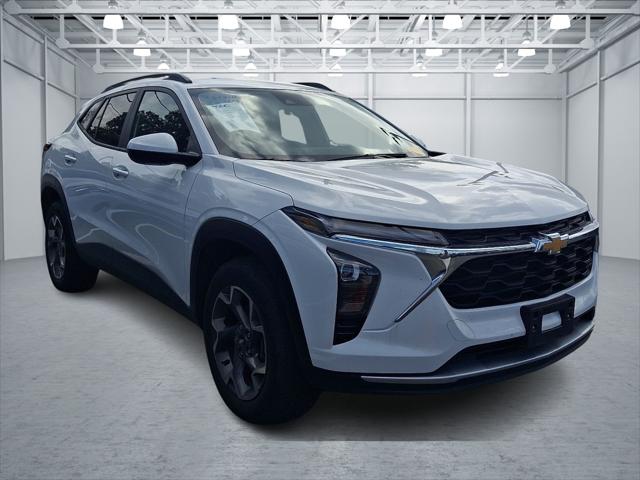 2025 Chevrolet Trax FWD LT