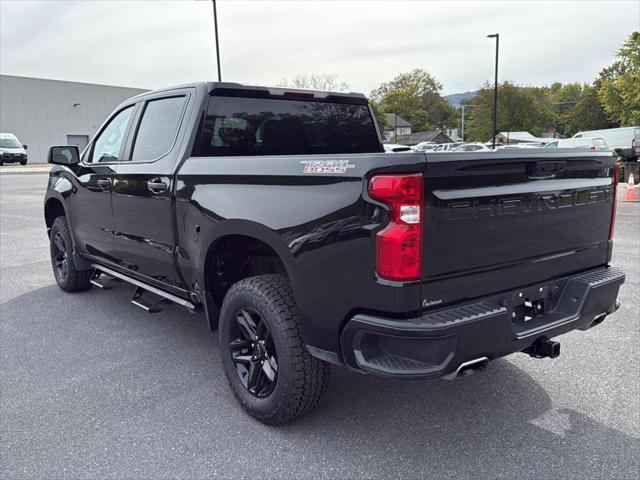 2024 Chevrolet Silverado 1500 4WD Crew Cab Short Bed Custom Trail Boss