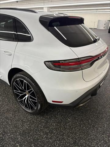 2024 Porsche Macan Macan