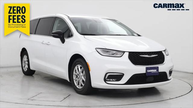 2024 Chrysler Pacifica Touring L for sale in Stockton, CA