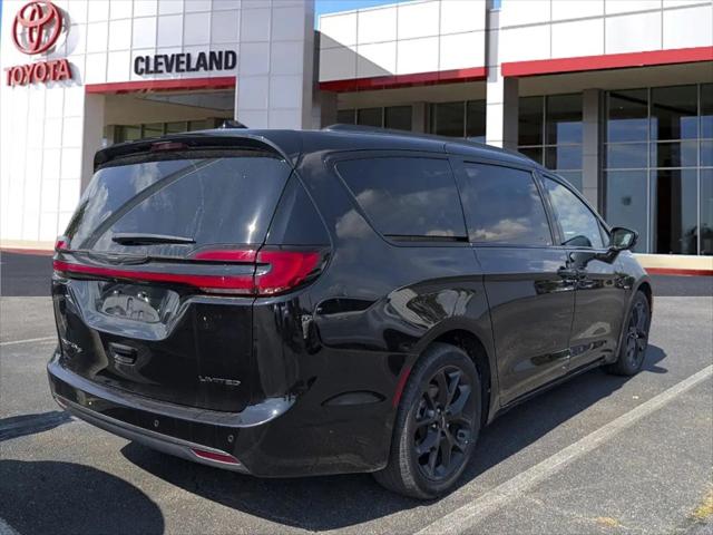 2025 Chrysler Pacifica Limited