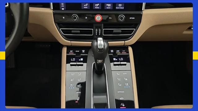 2023 Porsche Macan T