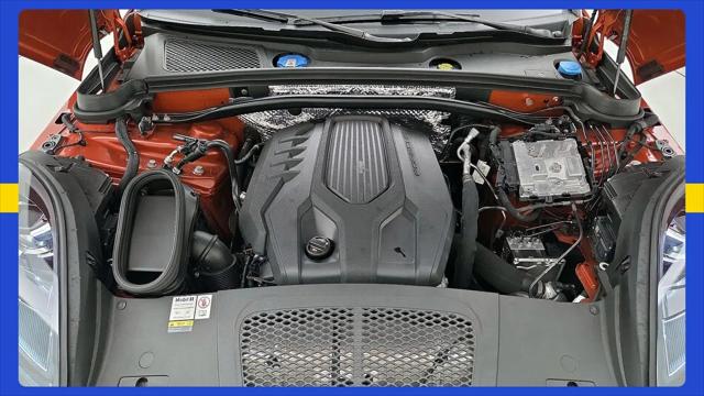 2023 Porsche Macan T