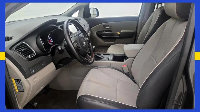 2017 Kia Sedona LX