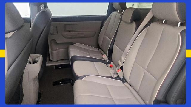 2017 Kia Sedona LX