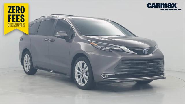 2024 Toyota Sienna Platinum for sale in Greenville, SC