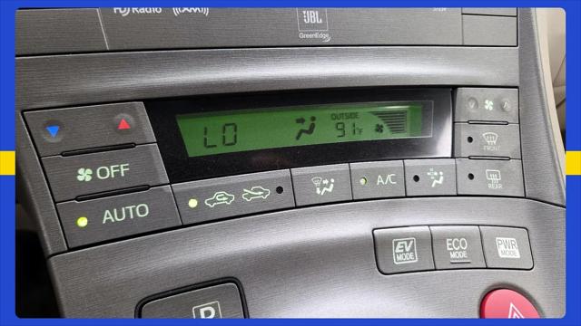 2014 Toyota Prius Four