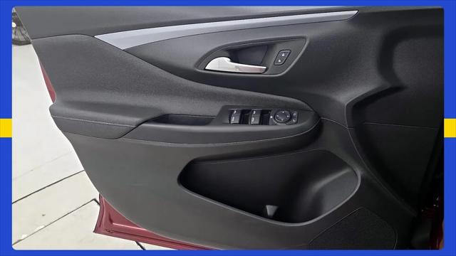 2025 Buick NV Preferred FWD