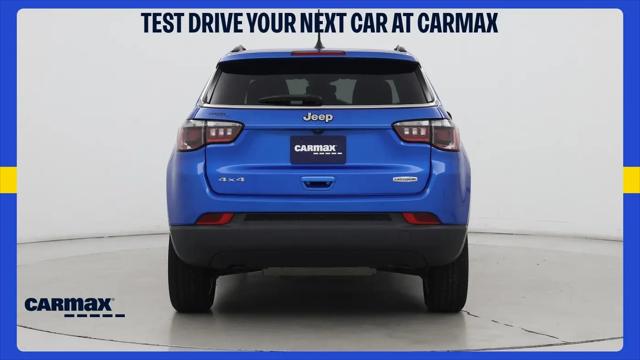2023 Jeep Compass Latitude Lux FWD