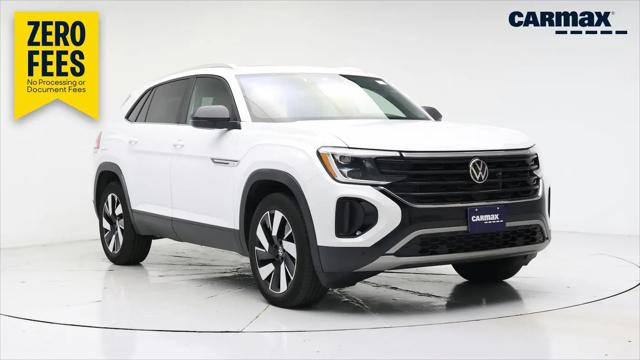 2025 Volkswagen Atlas Cross Sport 2.0T SE w/Technology for sale in Kenosha, WI