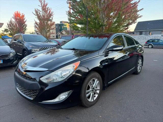 2012 Hyundai Sonata Hybrid Hybrid Base for sale in Seattle, WA