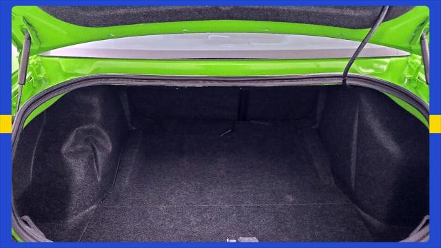 2017 Dodge Challenger 392 Hemi Scat Pack Shaker