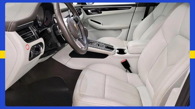 2021 Porsche Macan Macan