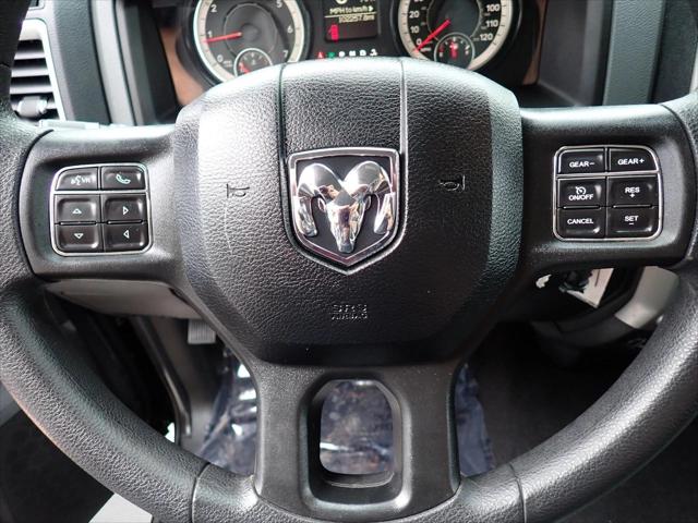 2018 Ram 1500 SLT Crew Cab 4x4 57 Box