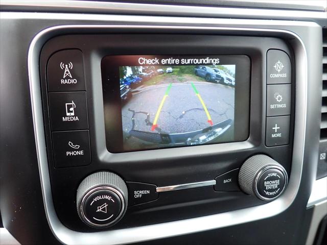 2018 Ram 1500 SLT Crew Cab 4x4 57 Box