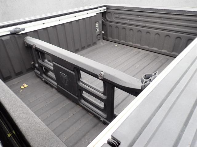 2018 Ram 1500 SLT Crew Cab 4x4 57 Box