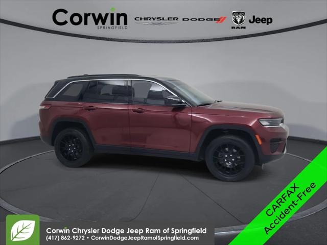 2023 Jeep Grand Cherokee Laredo 4x4 for sale in Springfield, MO